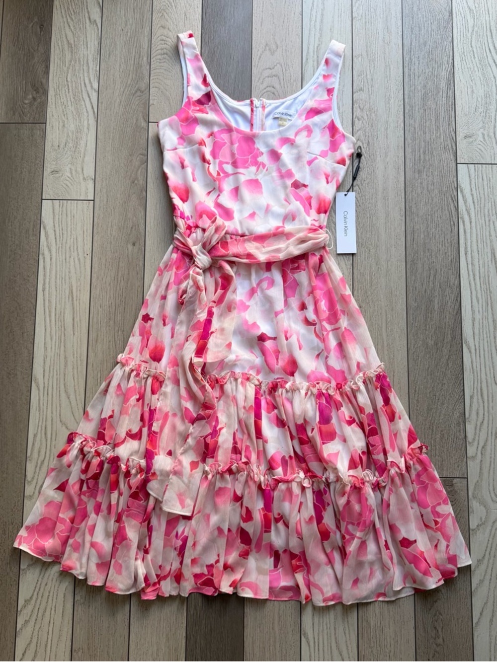 Calvin Klein Floral A-Line Dress in the Hibiscus Multi colorway New size 2